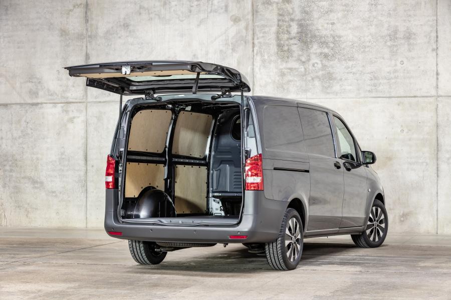 Багажник Mercedes-Benz Vito Panel Van 2020 года  (WW) (фото 40 из 42)